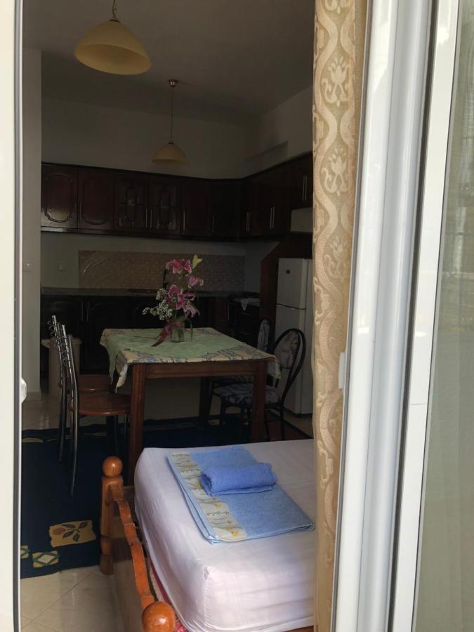 Vila La Tuna Apartment Ksamil Ngoại thất bức ảnh